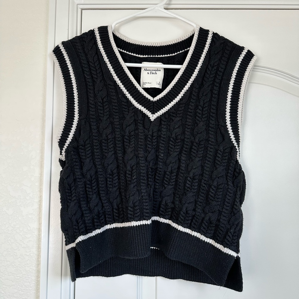 Abercrombie Sweater Vest